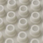 医療用フィルターのメッシュインサート成形｜抜きと成形を1工程で サムネイル1